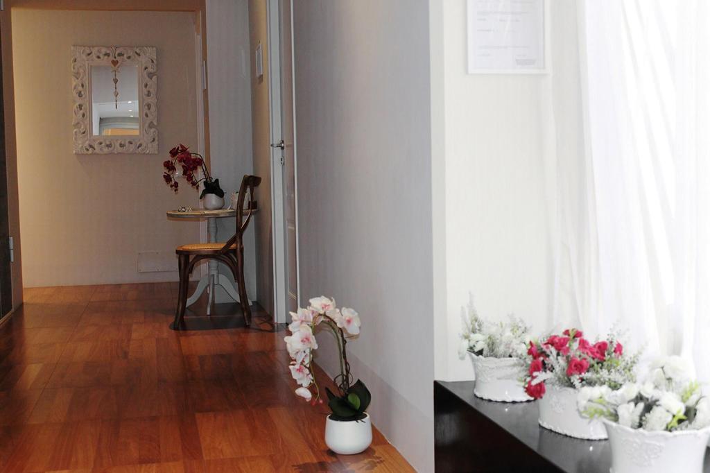 5 Rooms Apartment For 7 People Near Coloseum Rzym Zewnętrze zdjęcie