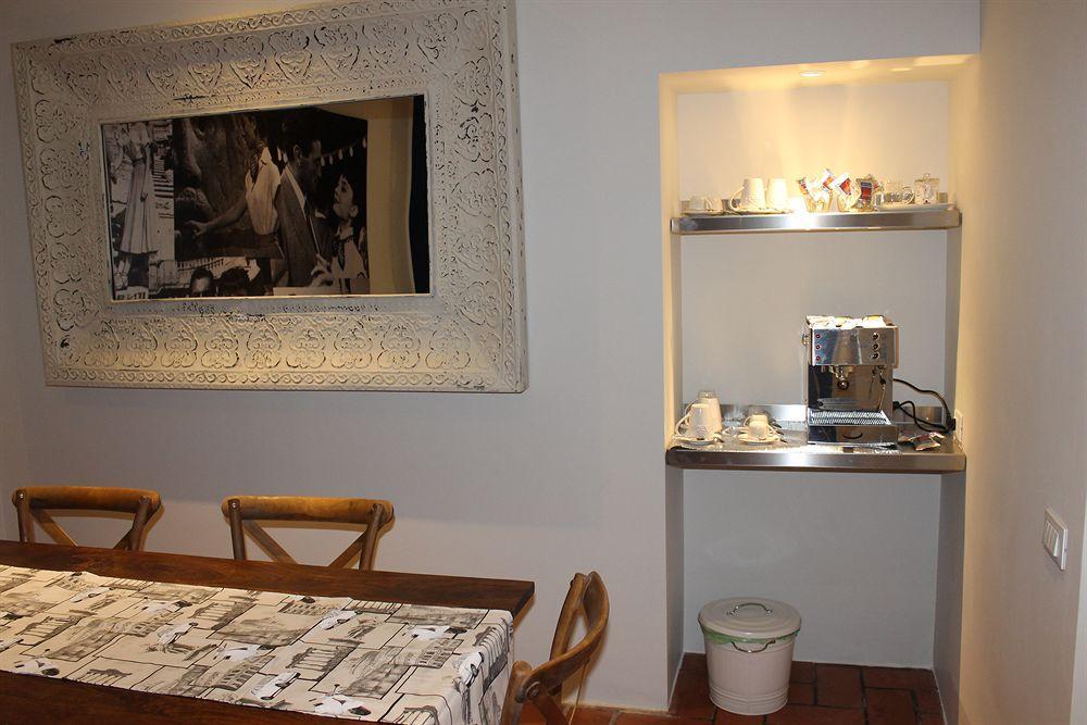 5 Rooms Apartment For 7 People Near Coloseum Rzym Zewnętrze zdjęcie