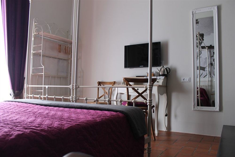 5 Rooms Apartment For 7 People Near Coloseum Rzym Zewnętrze zdjęcie