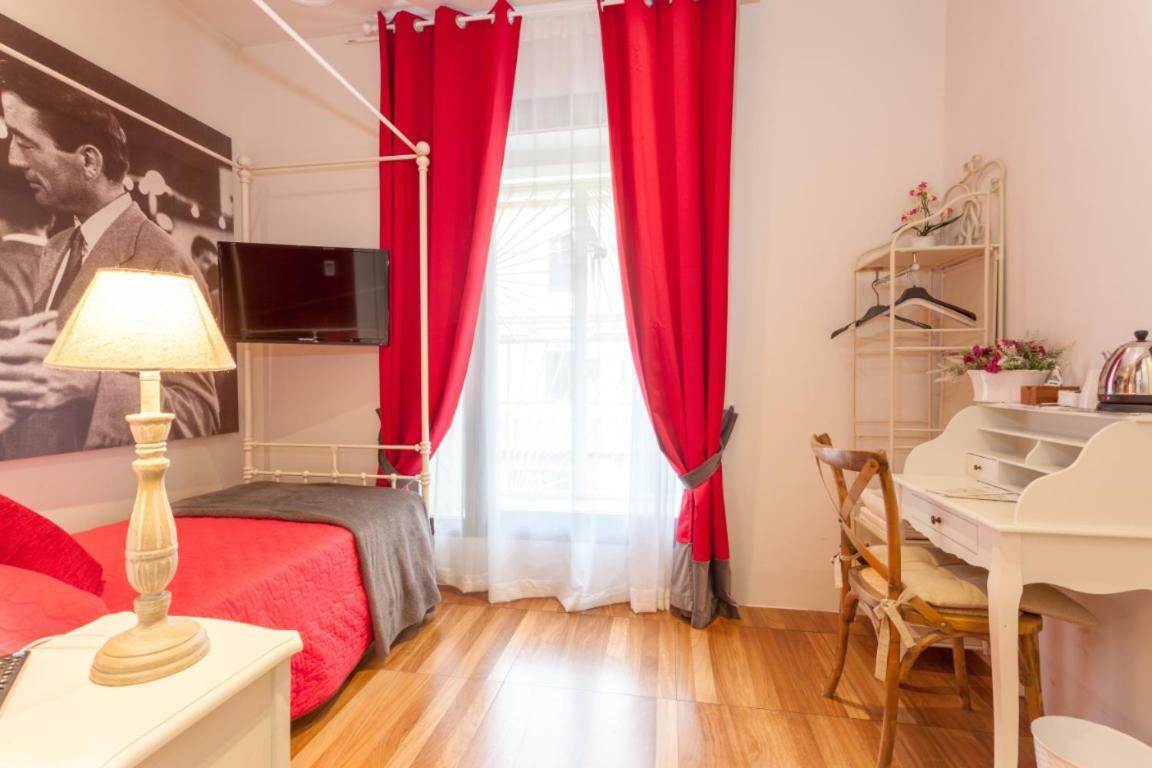 5 Rooms Apartment For 7 People Near Coloseum Rzym Zewnętrze zdjęcie