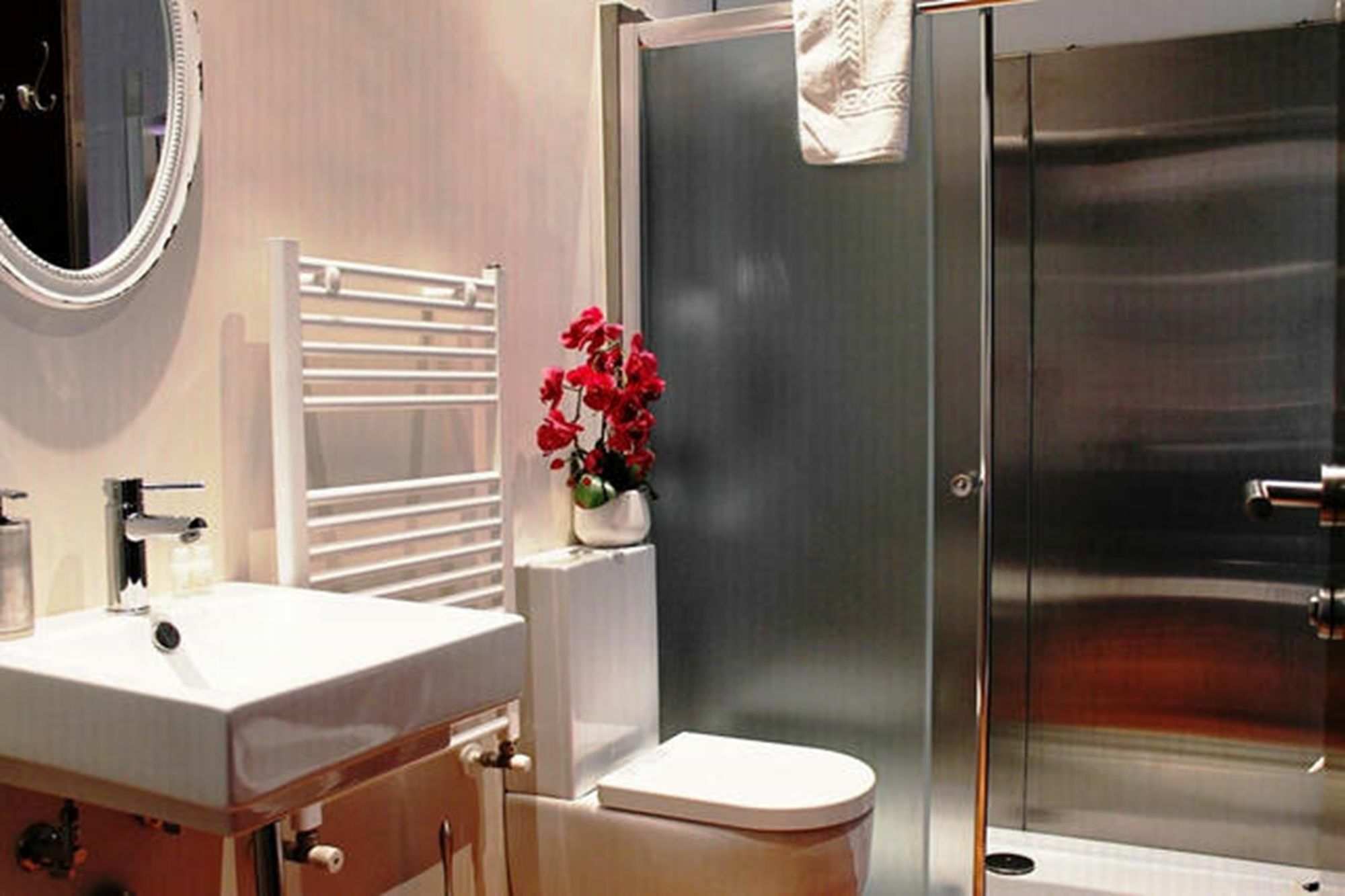 5 Rooms Apartment For 7 People Near Coloseum Rzym Zewnętrze zdjęcie